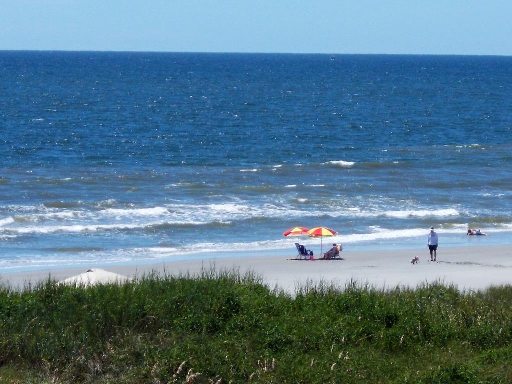 006 Sea La Vie | Ocean Front East Vacation Rental | Sunset Beach, NC